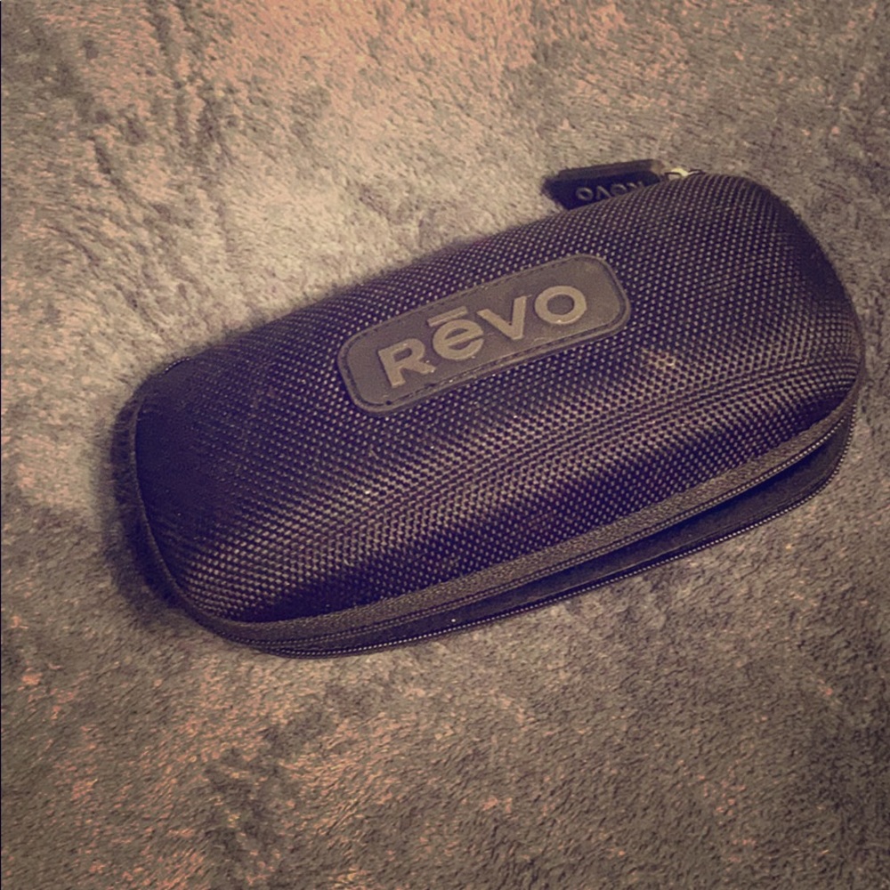 Sunglasses case